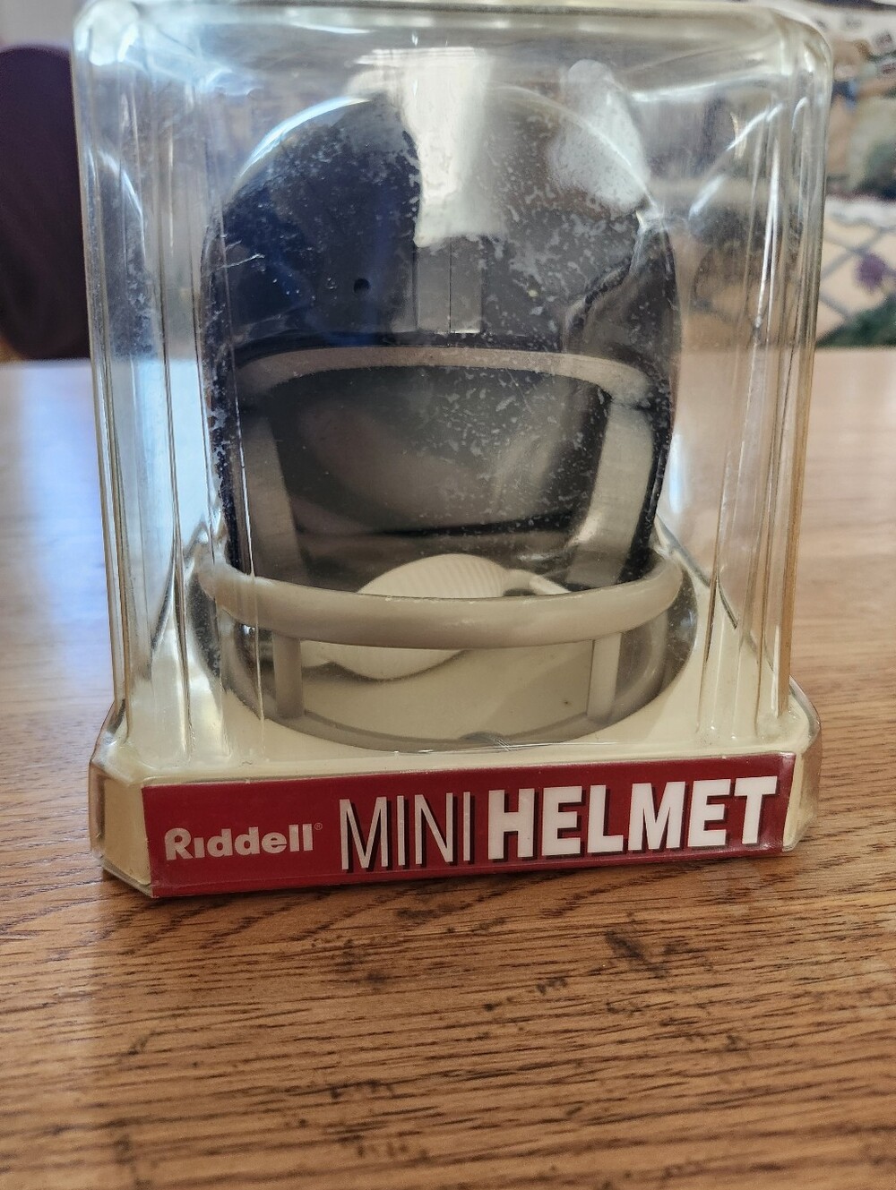NFL Bears Throwback Mini Football Helmet – Black - Picture 5 of 7